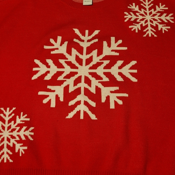 Red Christmas Sweater - Picture 3 of 11